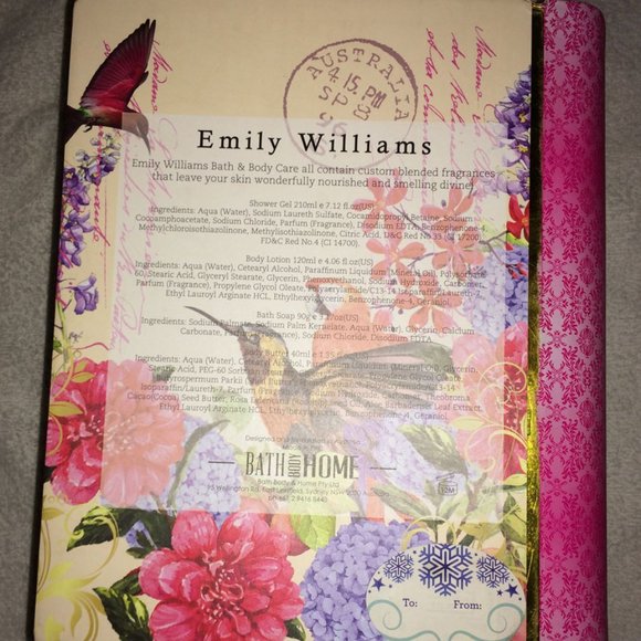 Emily Williams Nectarine & Red Currant Bath Set  - Picture 2 of 6